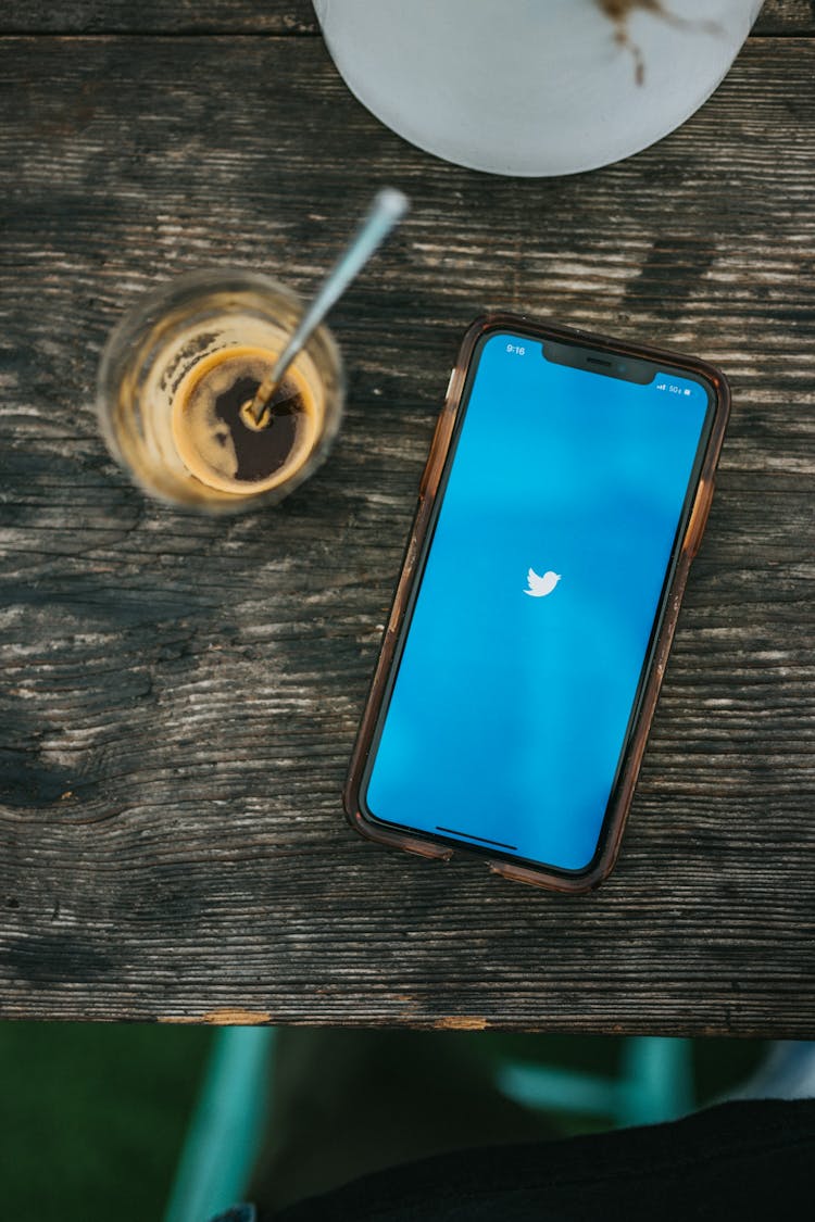 Twitter Growth Hacking Tips: The Cheatsheet - May 2024
