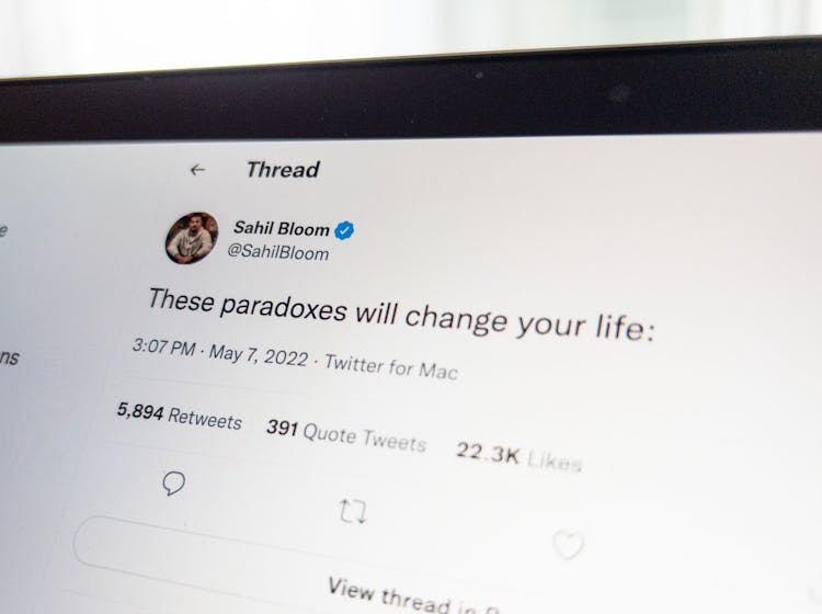 Twitter Thread Examples & Tips to Drive Engagement in May 2024